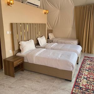 Waseem Luxury Camp